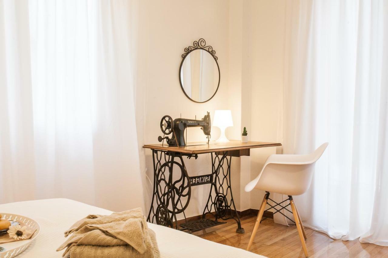 Classy And Stylish Private Apartment At Acropolis Museum Metro Station Atenas Exterior foto