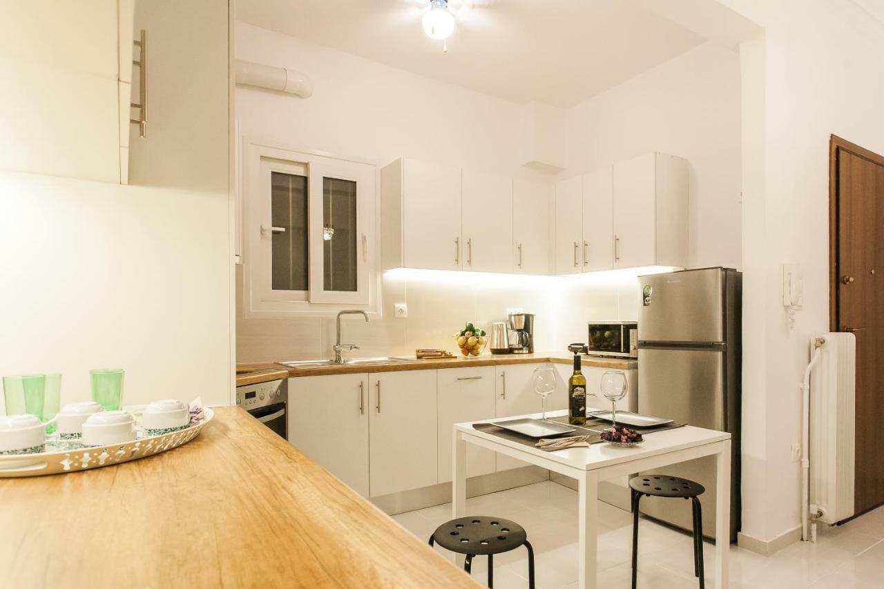 Classy And Stylish Private Apartment At Acropolis Museum Metro Station Atenas Exterior foto
