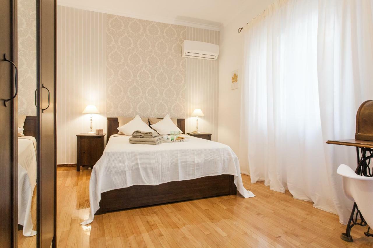 Classy And Stylish Private Apartment At Acropolis Museum Metro Station Atenas Exterior foto