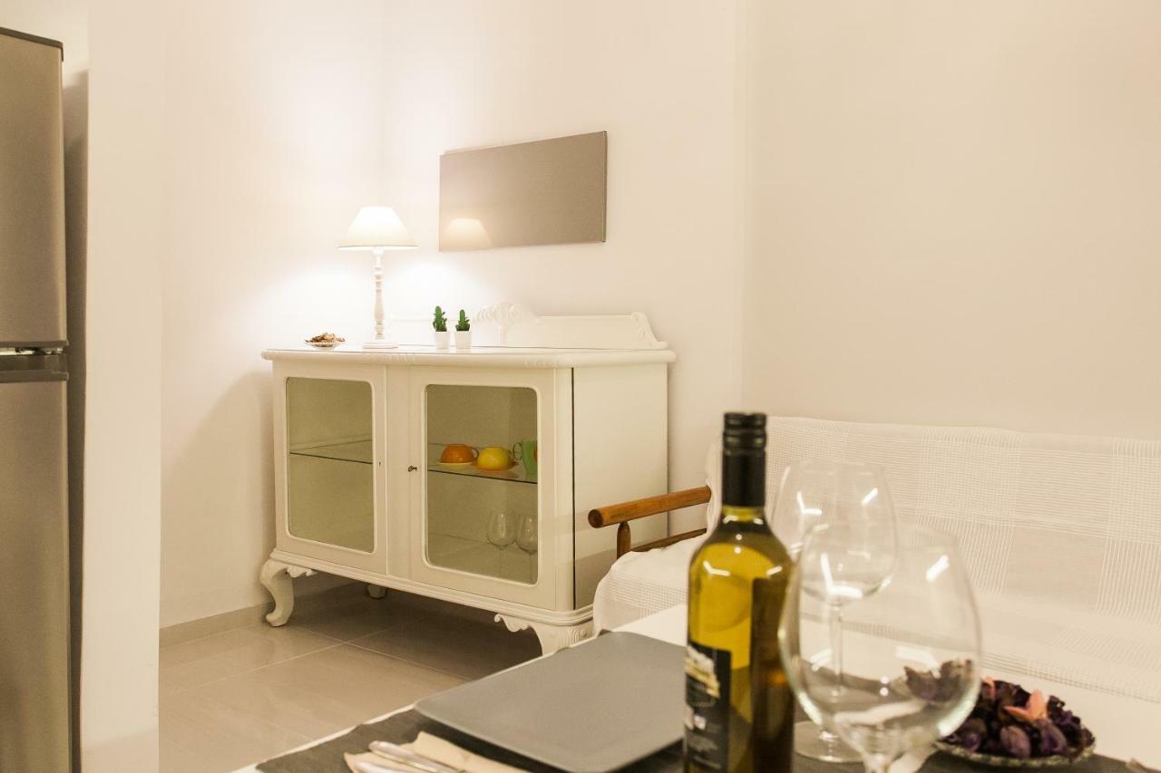 Classy And Stylish Private Apartment At Acropolis Museum Metro Station Atenas Exterior foto