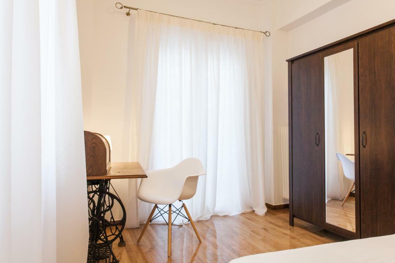 Classy And Stylish Private Apartment At Acropolis Museum Metro Station Atenas Exterior foto
